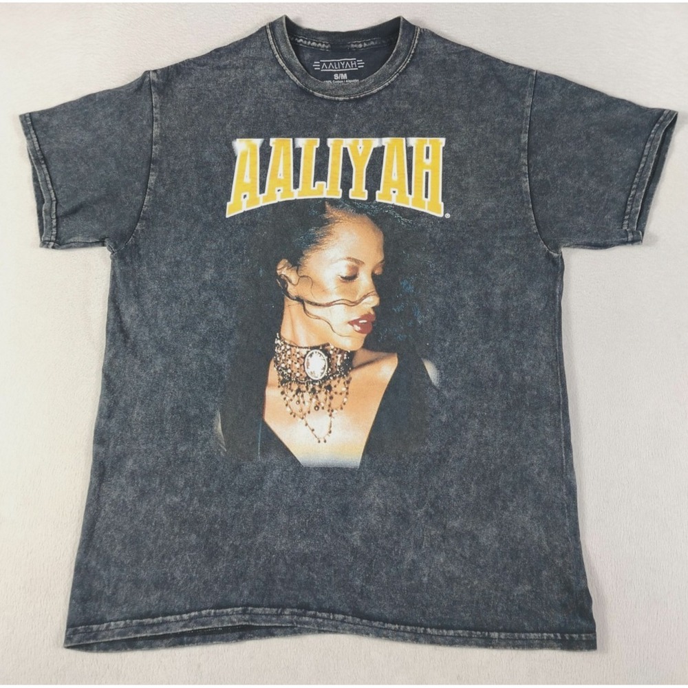 Aaliyah Shirt Mens S/M Gray Acid Wash Photo Graphic Tee Music R&B Hip Hop
